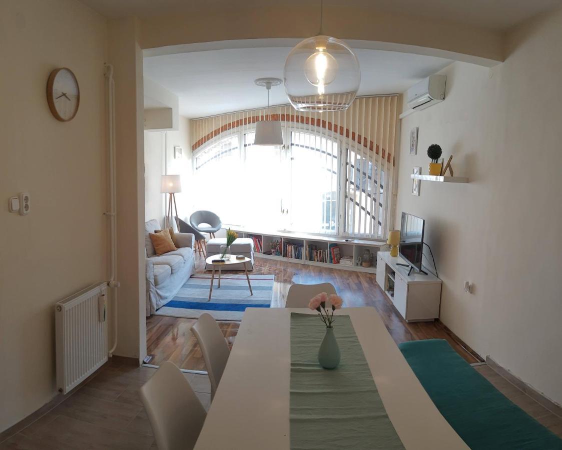 פץ' Fonix Family Apartment A Step From Szechenyi Square מראה חיצוני תמונה