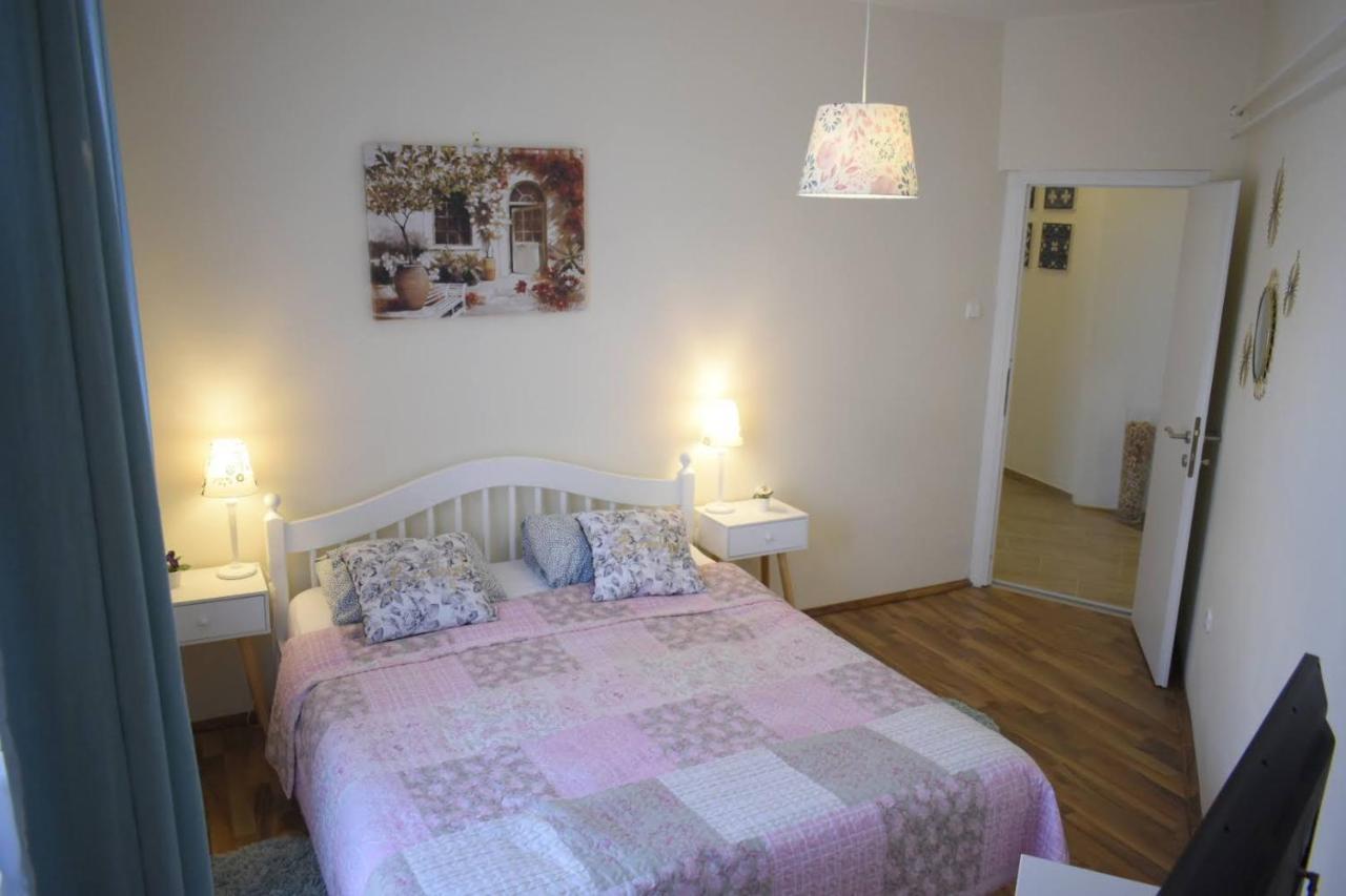 פץ' Fonix Family Apartment A Step From Szechenyi Square מראה חיצוני תמונה