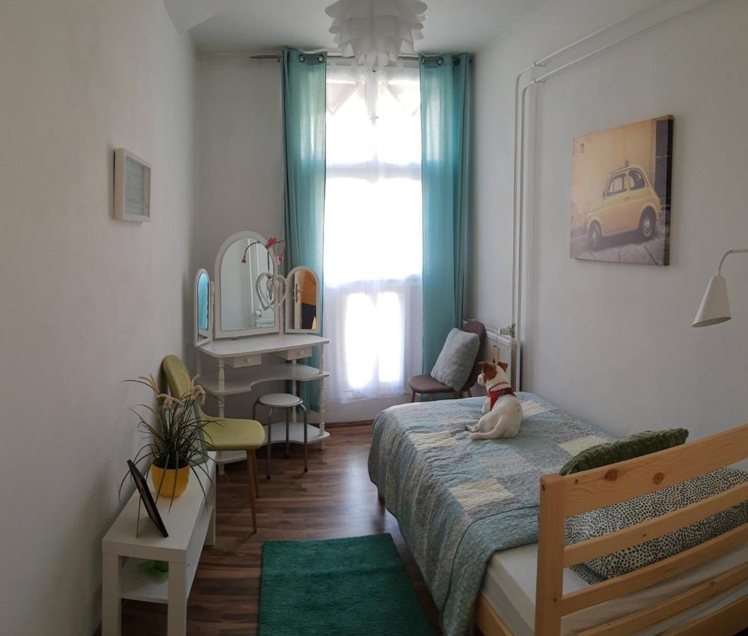 פץ' Fonix Family Apartment A Step From Szechenyi Square מראה חיצוני תמונה